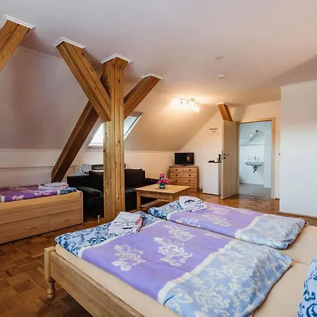 Privatunterkunft Rebentisch - Restaurant Hasselfelde